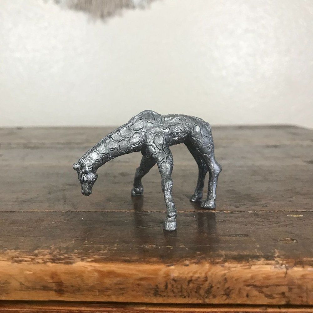 Vintage Pewter Baby Giraffe Figurine Statue Animal Zoo Safari